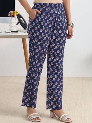 women floral printed panelled kurta with trousers & with dupatta 7