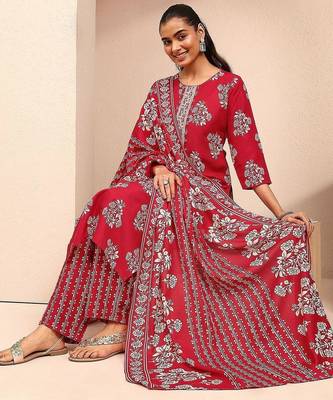 women floral printed regular thread work kurta with trousers & with dupatta 1