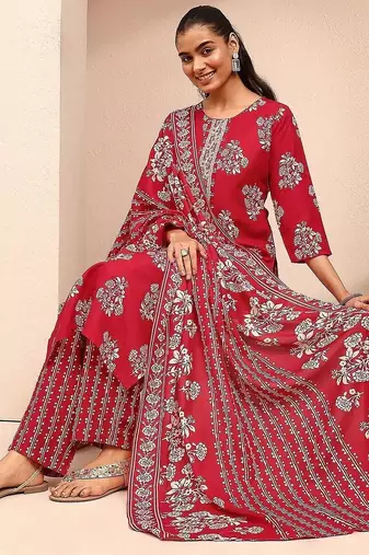women floral printed regular thread work kurta with trousers & with dupatta