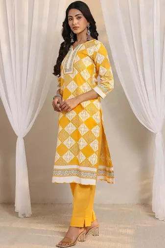 libas yellow geometric printed straight suit set with dupatta
