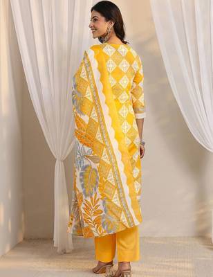 libas yellow geometric printed straight suit set with dupatta 5