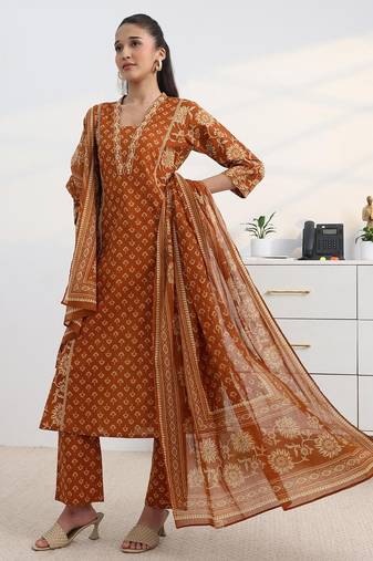 libas rust floral print a-line suit set with dupatta