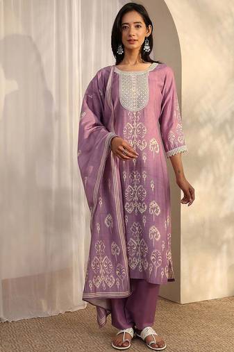 women ethnic motifs printed regular thread work kurta with trousers & with dupatta