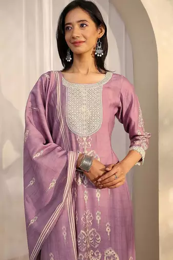 women ethnic motifs printed regular thread work kurta with trousers & with dupatta