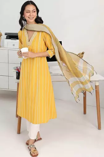 women striped regular thread work kurta with trousers & with dupatta