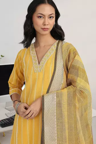women striped regular thread work kurta with trousers & with dupatta