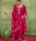 women ethnic motifs yoke design regular kurta with trousers & with dupatta