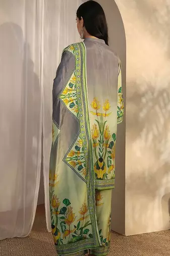 women floral printed regular kurta with palazzos & with dupatta