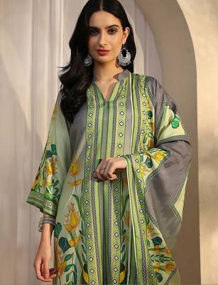 women floral printed regular kurta with palazzos & with dupatta 5