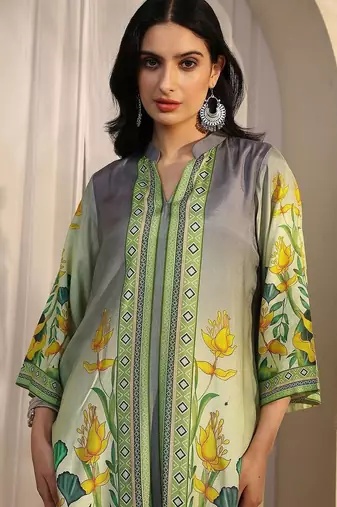 women floral printed regular kurta with palazzos & with dupatta