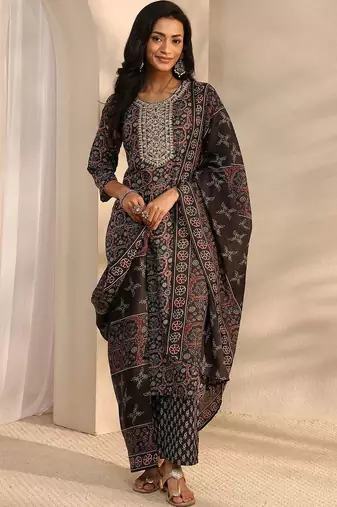 women ethnic motifs printed regular thread work kurta with trousers & with dupatta