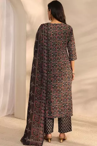 women ethnic motifs printed regular thread work kurta with trousers & with dupatta