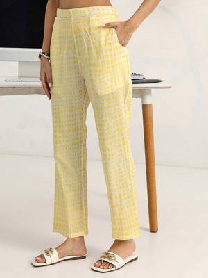 women floral printed regular cotton blend kurta with trousers & with dupatta 7