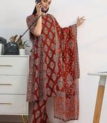 women ethnic motifs printed regular kurta with trousers & with dupatta