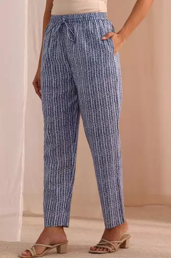 women ethnic motifs printed regular kurta with trousers & with dupatta