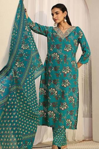 women floral printed regular kurta with trousers & with dupatta