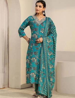 women floral printed regular kurta with trousers & with dupatta 2