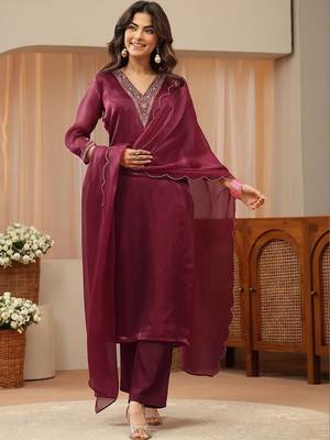 libas red yoke design tissue straight suit set 6