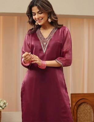 libas red yoke design tissue straight suit set 7