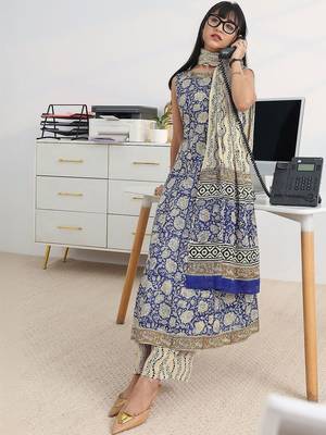 women floral printed regular thread work kurta with trousers & with dupatta 1