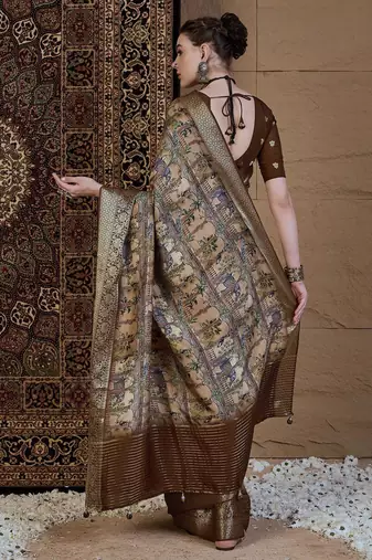 Beige ethnic motifs zari silk blend sungudi saree