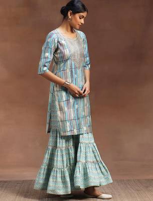 geometric printed sequinned straight kurta with sharara & dupatta 4