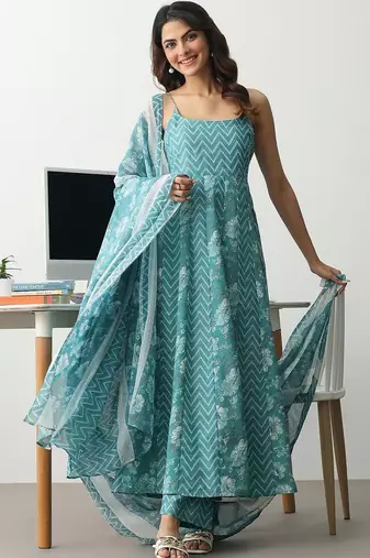 women printed regular cotton blend kurta with trousers & with dupatta