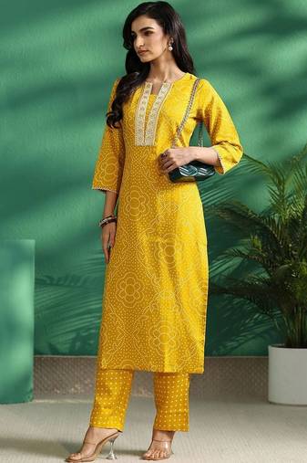 women ethnic motifs printed regular thread work kurta with trousers