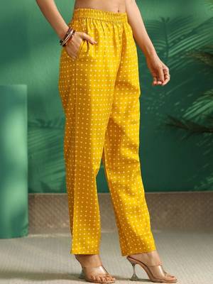 women ethnic motifs printed regular thread work kurta with trousers 6