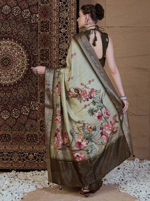 Green floral zari silk blend sungudi saree 3
