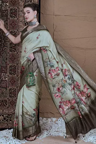 Green floral zari silk blend sungudi saree