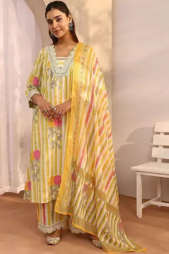 women printed regular kurta with trousers & with dupatta