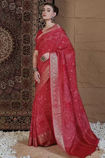 Red ethnic motifs zari silk blend sungudi saree