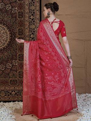 Red ethnic motifs zari silk blend sungudi saree 3