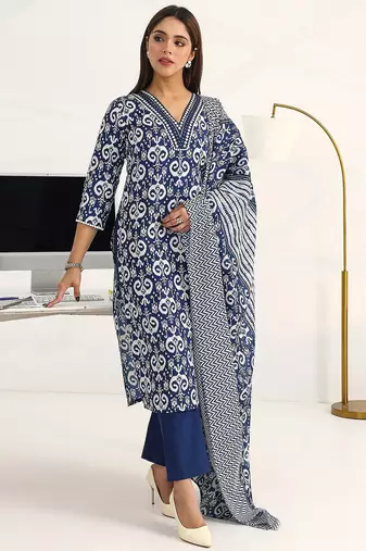 women ethnic motifs printed regular kurta with trousers & with dupatta