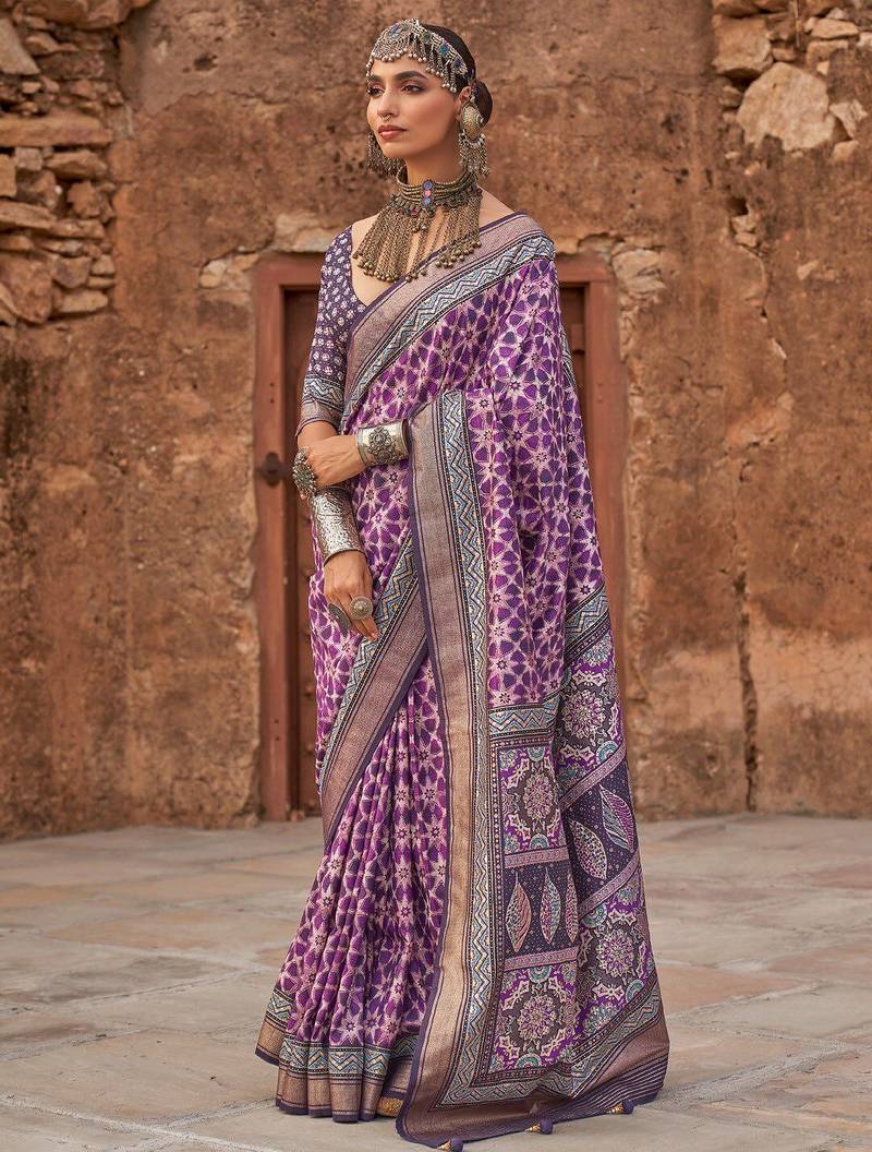 Magenta ethnic women motifs zari silk blend banarasi saree