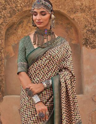 Beige jaali ethnic woven design silk blend  saree 2