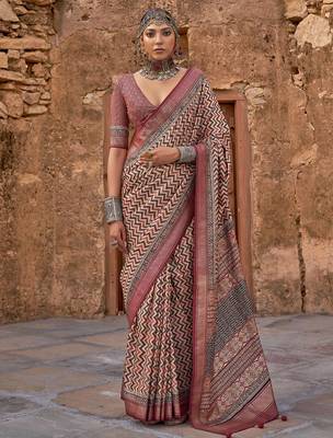 Beige women silk blend banarasi saree with blouse piece 1