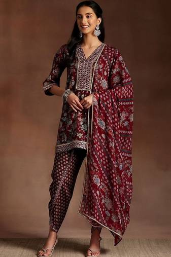women floral printed regular gotta patti kurti with dhoti pants & with dupatta