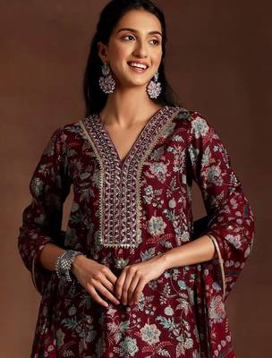 women floral printed regular gotta patti kurti with dhoti pants & with dupatta 3