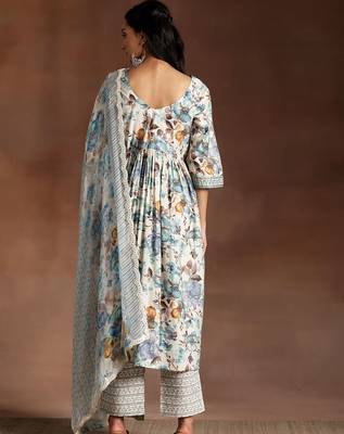 floral printed empire sequinned kurta with palazzo & dupatta 6