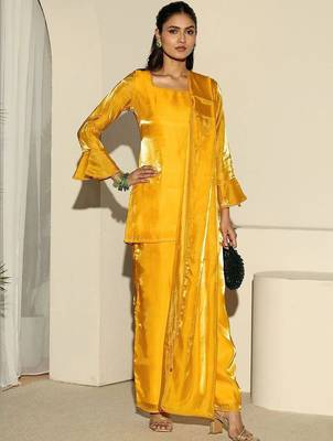 women regular kurta with palazzos & with dupatta 2