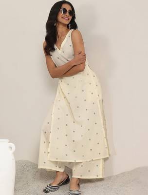 women printed regular kurta with palazzos 1