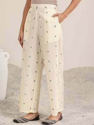 women printed regular kurta with palazzos 5