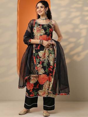 women floral printed regular kurta with palazzos & with dupatta 3