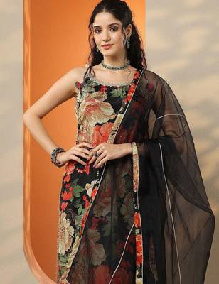 women floral printed regular kurta with palazzos & with dupatta 4