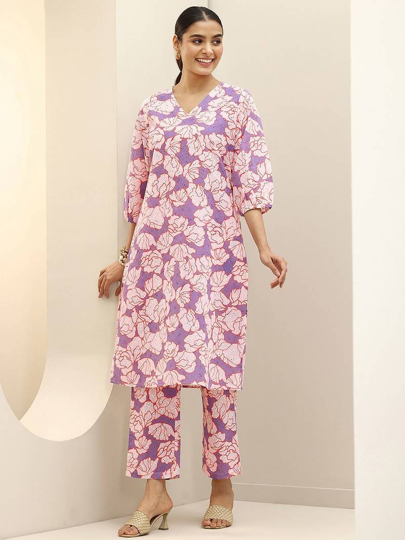 women floral printed regular thread work kurta with trousers