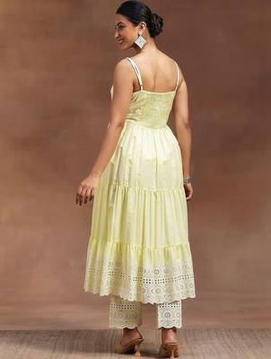 women ethnic motifs embroidered tiered chikankari kurta with trousers 6