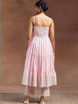 women ethnic motifs embroidered tiered chikankari kurta with trousers 2
