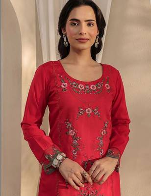 red floral embroidered straight suit set with dupatta 5